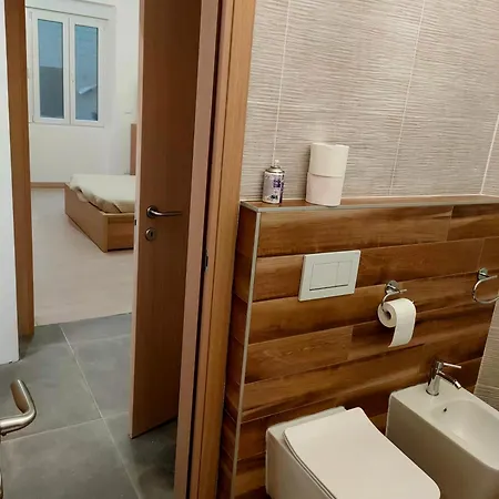 Living - Professional *